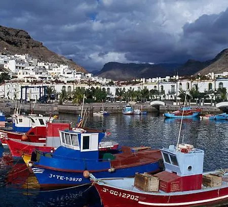 En Puerto Deportivo Puerto De Mogan